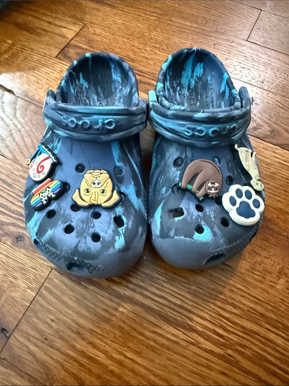 CROCS Kids Gray and Teal Marbled Clog with Charms